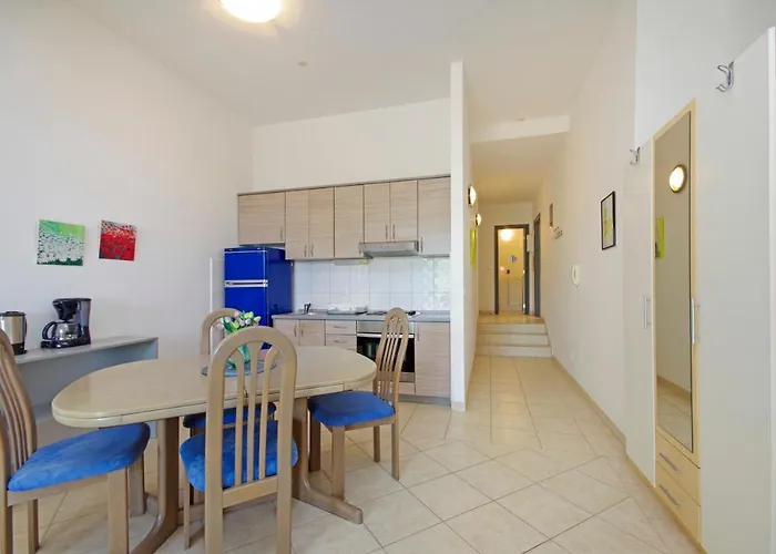 Matanovi Dvori Md Apartment Makarska